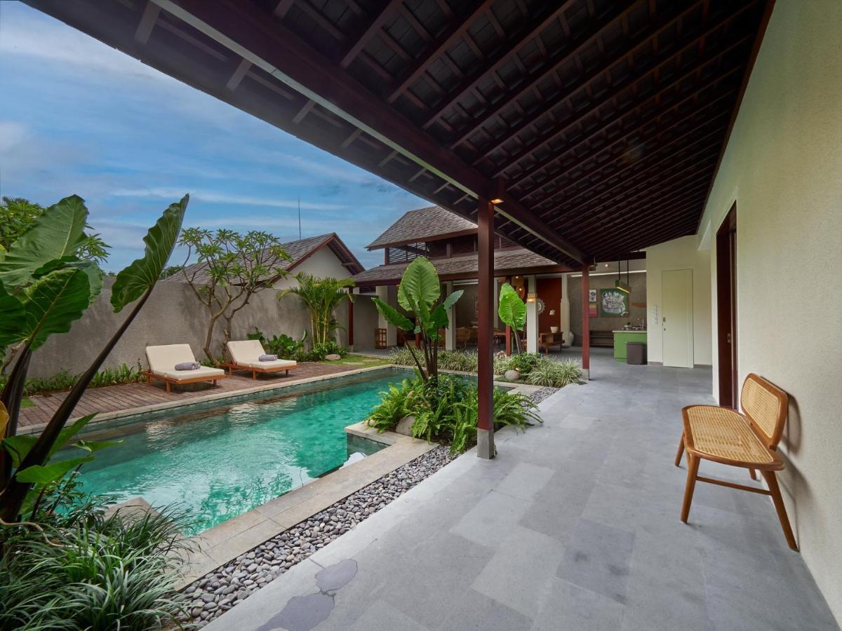 Bumbak Park Villas Canggu Екстериор снимка
