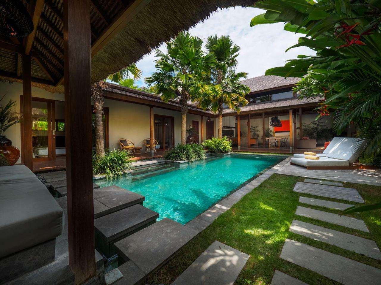 Bumbak Park Villas Canggu Екстериор снимка