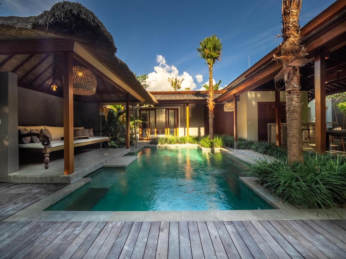 Bumbak Park Villas Canggu Екстериор снимка